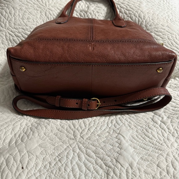 Frye Ring Dome Cognac Brown Satchel Shoulder Handbag 2 Ways to Carry *BEAUTIFUL* - Picture 9 of 16